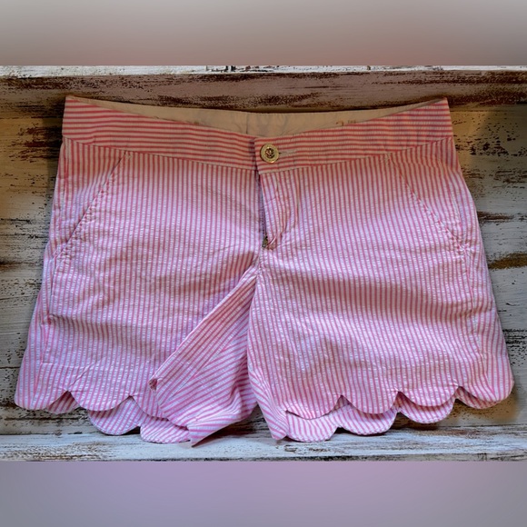 Lilly Pulitzer Buttercup Shorts Sear sucker White and Pink Women’s Size 2 - Picture 2 of 8